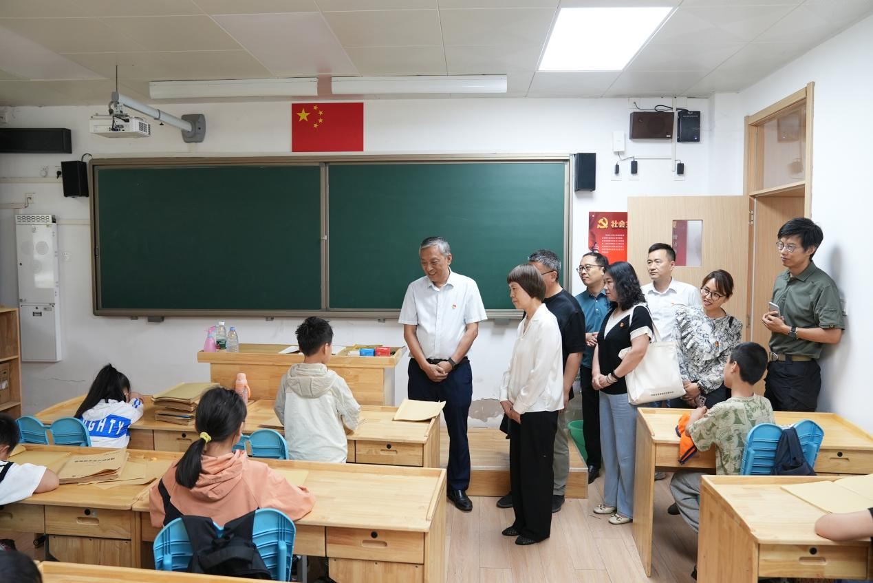 河南省疾控中心走进郑州市盲聋哑学校开展支部共建活动